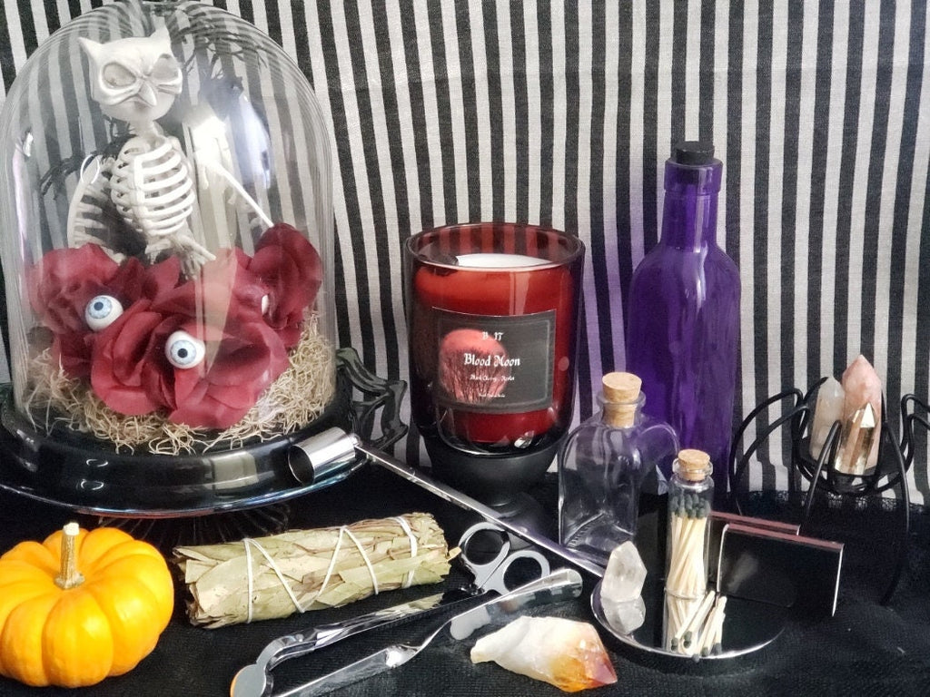 Blood Moon Halloween scented candle
