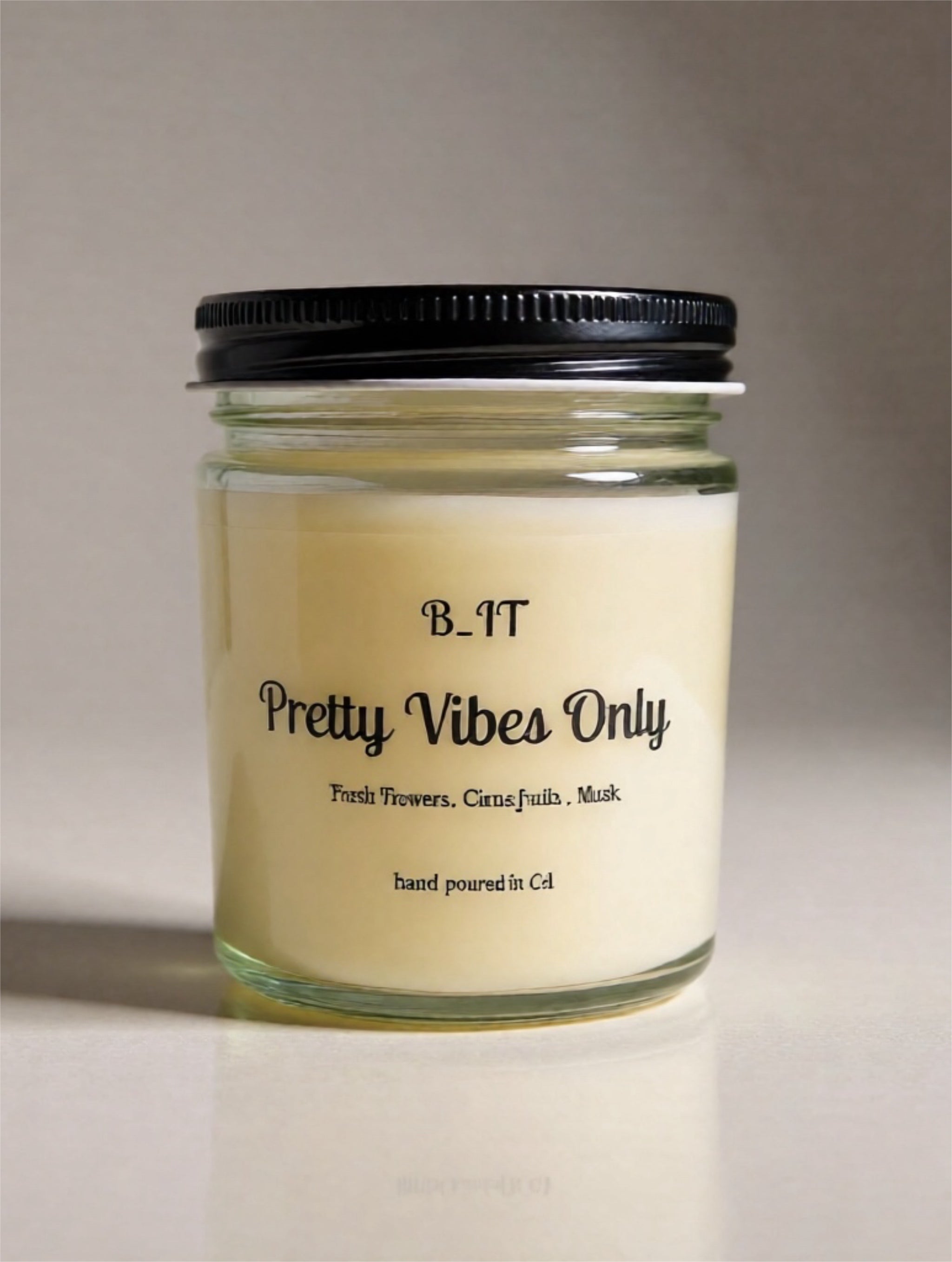 PRETTY VIBES ONLY Luxury candle